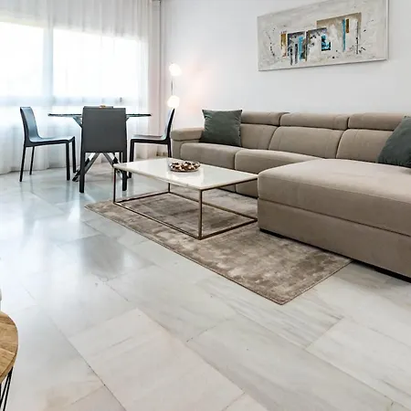 Pr20 - Good Located Flat Puerto Banus Marbella