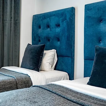 Pr20 - Good Located Flat Puerto Banus Apartman