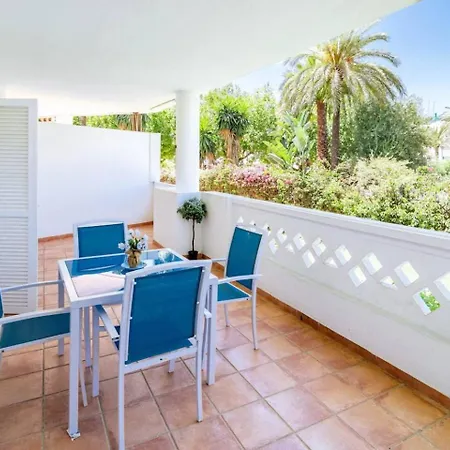 Apartment Pr20 - Good Located Flat Puerto Banus *
