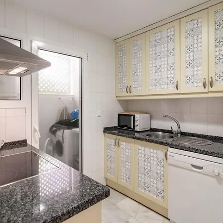 Pr20 - Good Located Flat Puerto Banus Apartment *