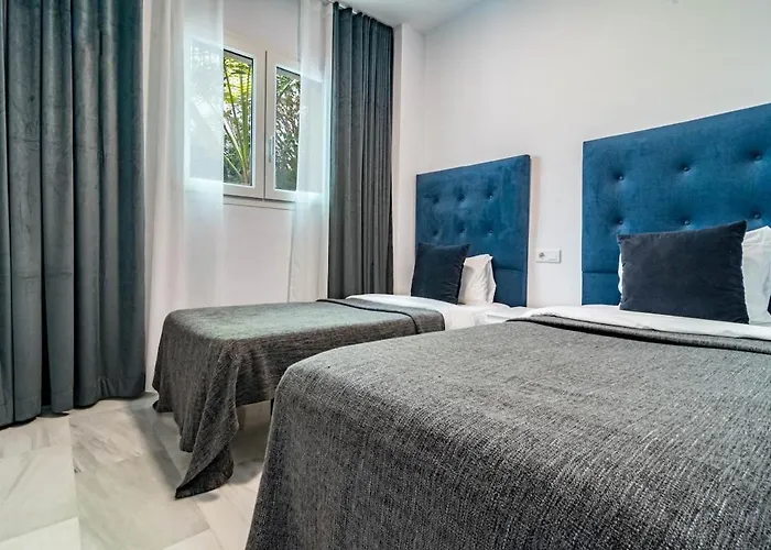 Pr20 - Good Located Flat Puerto Banus Διαμέρισμα Μαρμπέλλα