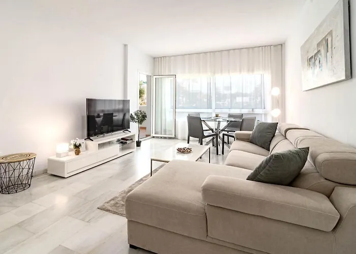 Pr20 - Good Located Flat Puerto Banus شقة ماربيا