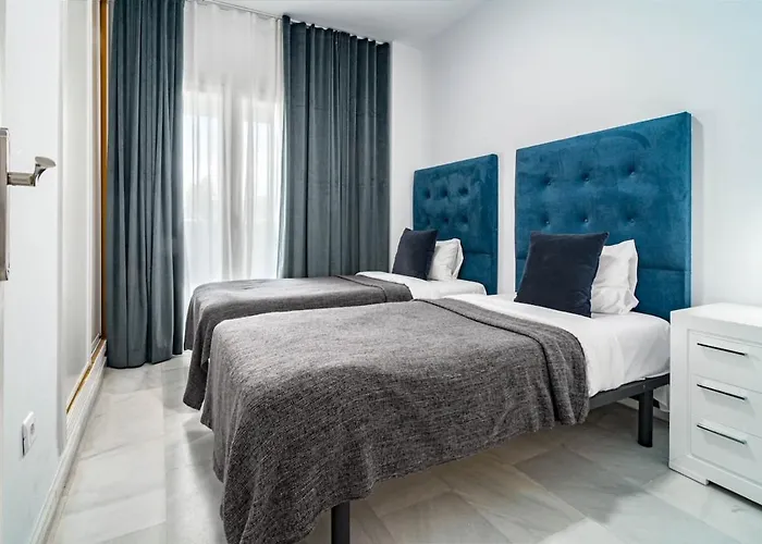 Pr20 - Good Located Flat Puerto Banus Apartman *