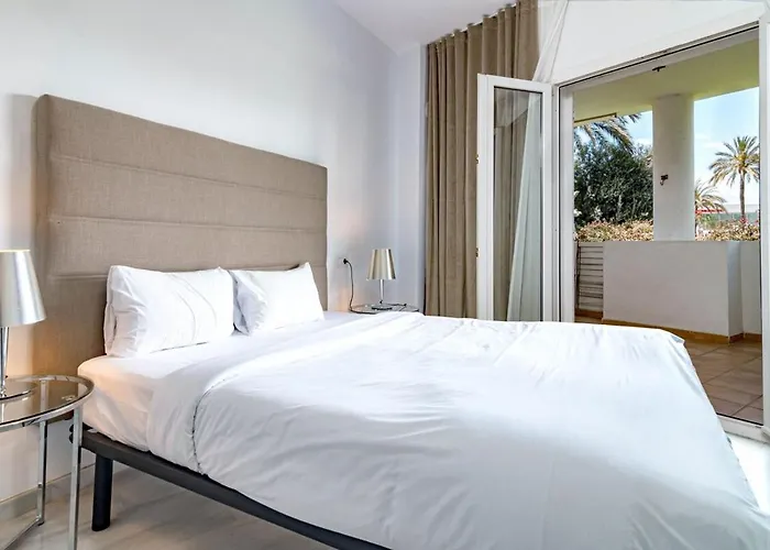 Apartman Pr20 - Good Located Flat Puerto Banus *