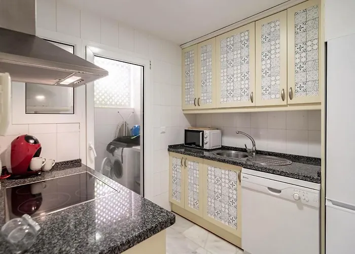 Pr20 - Good Located Flat Puerto Banus Apartman